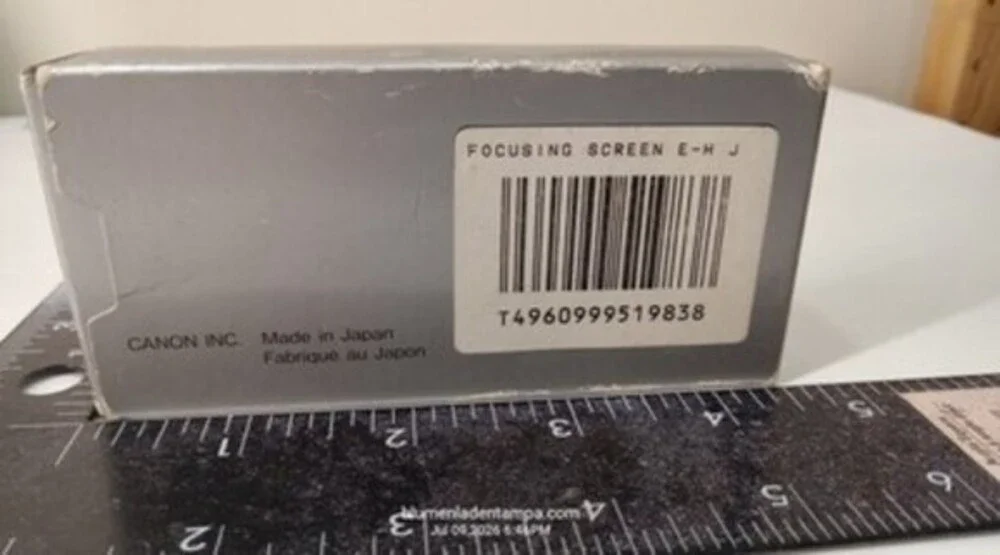 Genuine Canon Focusing Screen E-H for EOS cameras.